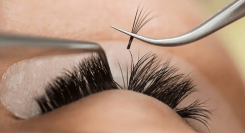 The difference between eyelash extensions and extensions